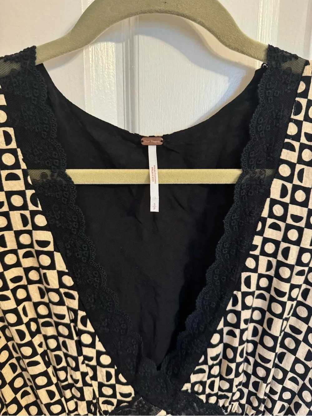 Free People maxi dress size small. EUC. Black & tan. Super cute!